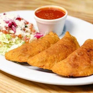 (3) Pastelitos De Carne