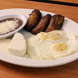 Desayuno Salvadoreño