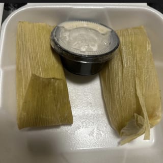 2 Tamales De Elote